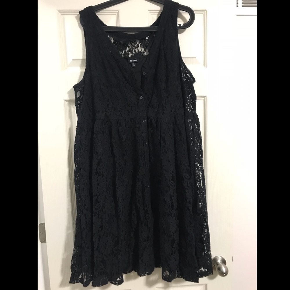 Torrid button down lace dress